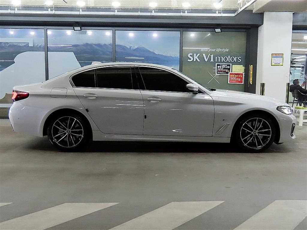 BMW 5 Series - Vista 3