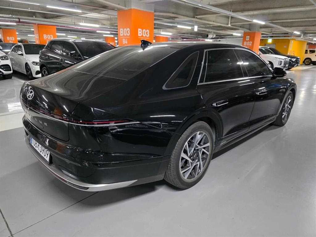 HYUNDAI Grandeur - Vista 4