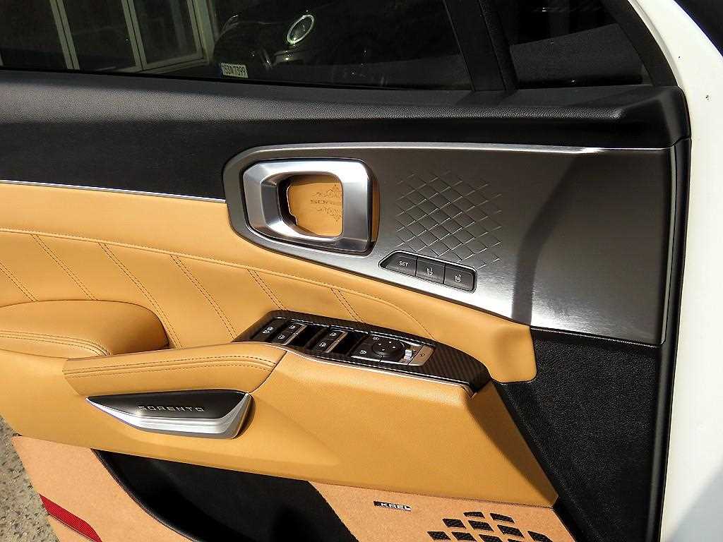 KIA Sorento - Vista 12