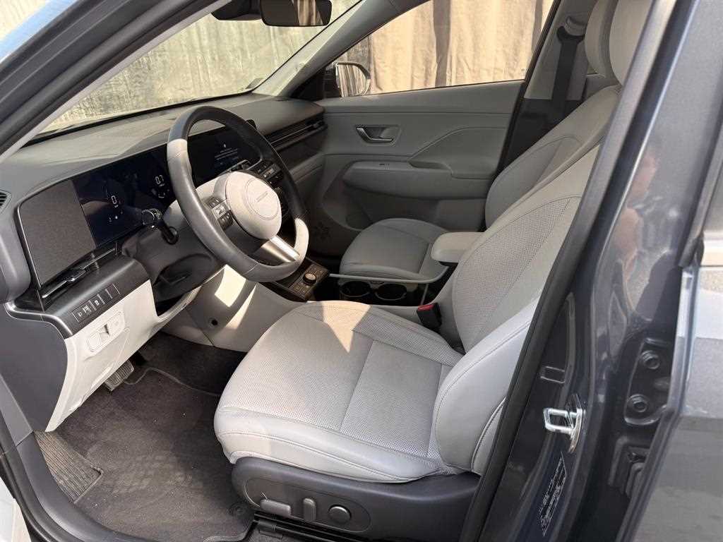 HYUNDAI Kona - Vista 3