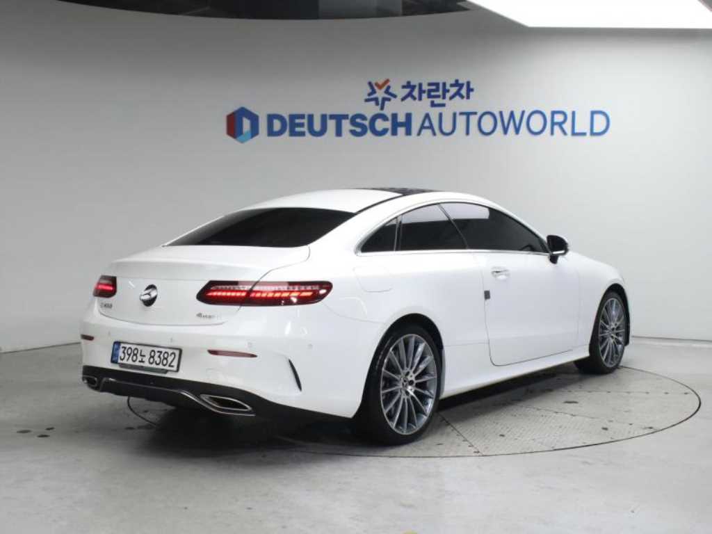 Mercedes Benz E class - Vista 2