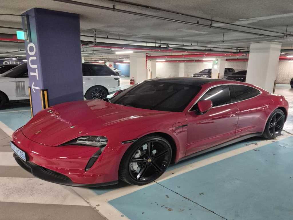 Porsche Taycan - Vista 2