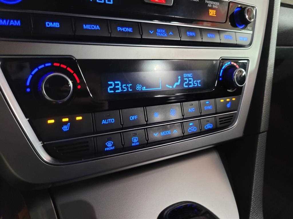 HYUNDAI Sonata - Vista 11