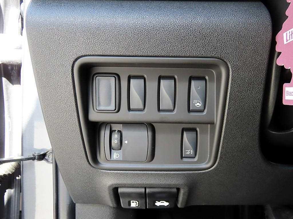 SAMSUNG QM6 - Vista 12