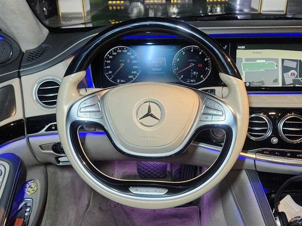 Mercedes Benz S Class - Vista 8