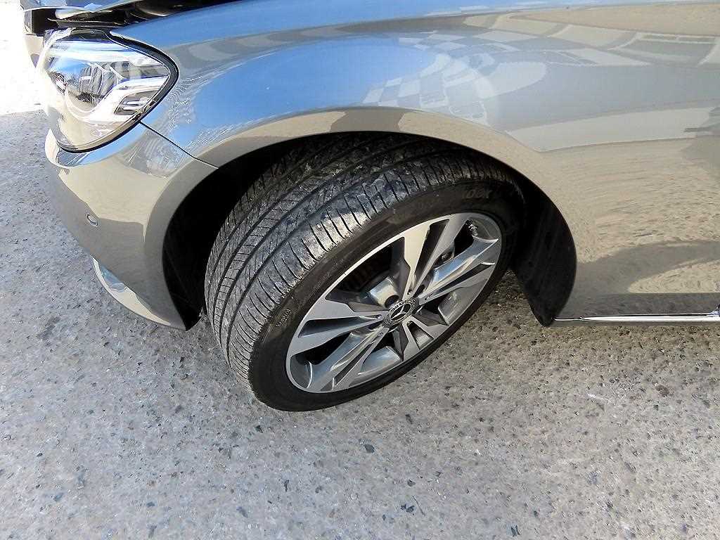 Mercedes Benz C Class 2021 Gris - Importación desde Corea - HF Imports Iquique - Foto 20