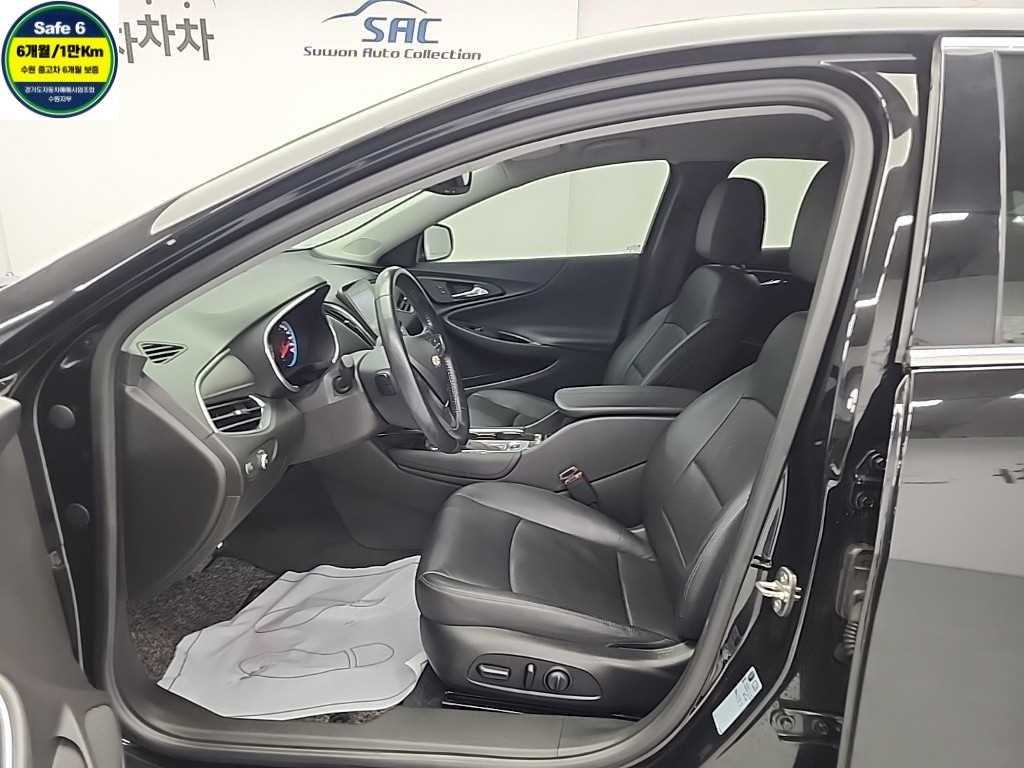 Chevrolet Malibu - Vista 11