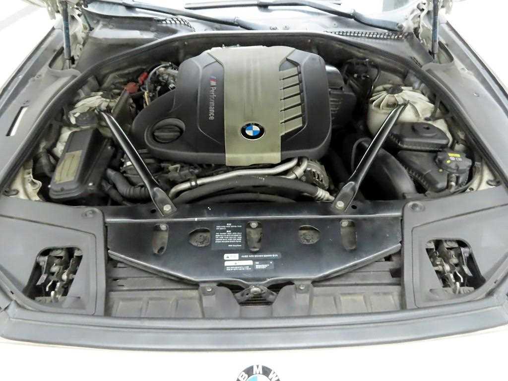 BMW 5 Series 2014 Blanco - Importación desde Corea - HF Imports Iquique - Foto 20