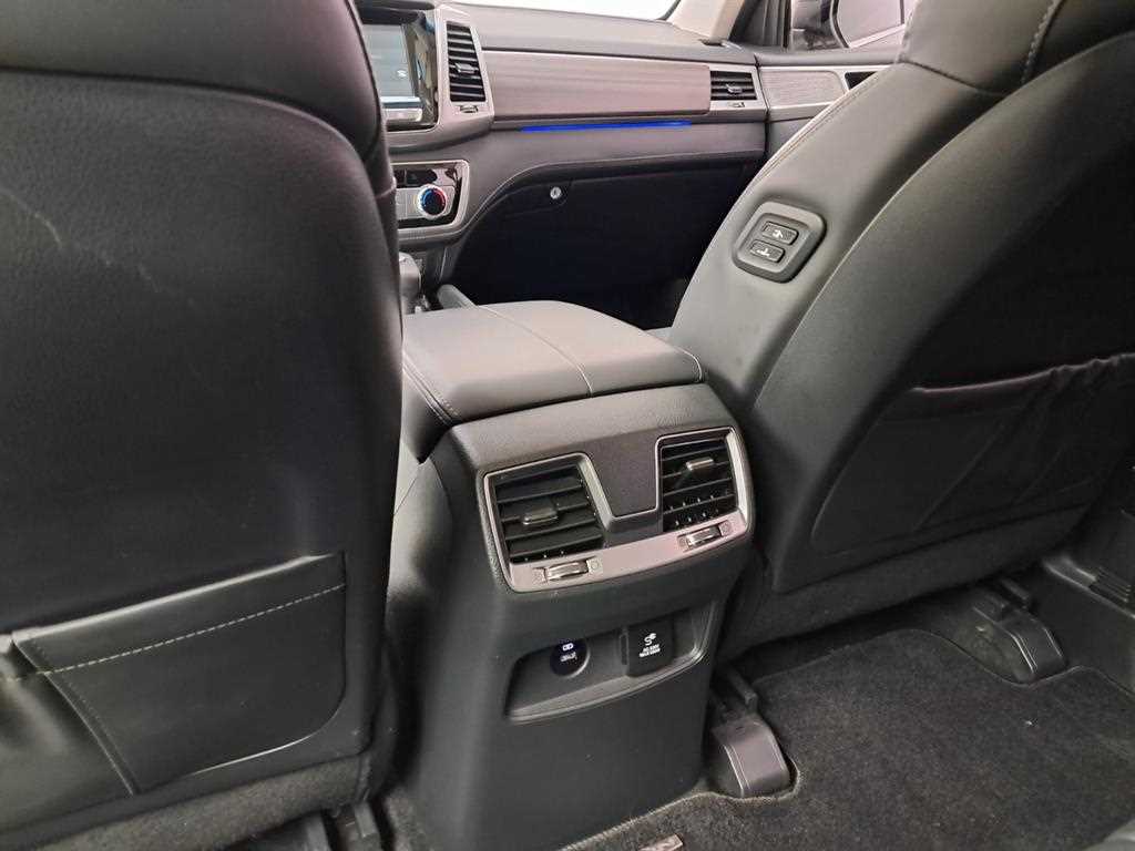 Ssangyong Rexton 2019 Gris - Importación desde Corea - HF Imports Iquique - Foto 16