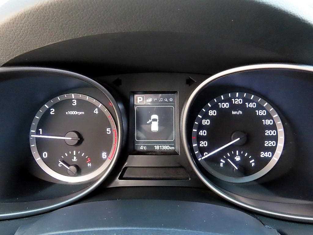 HYUNDAI Santa Fe - Vista 9