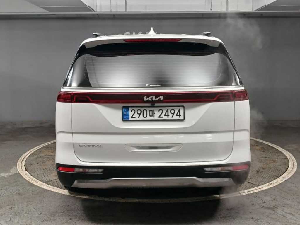 KIA Carnival - Vista 2