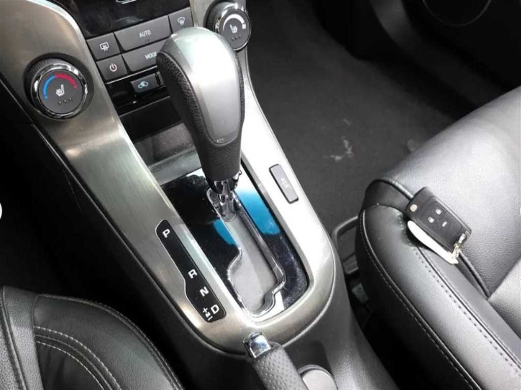 Chevrolet Cruise - Vista 8