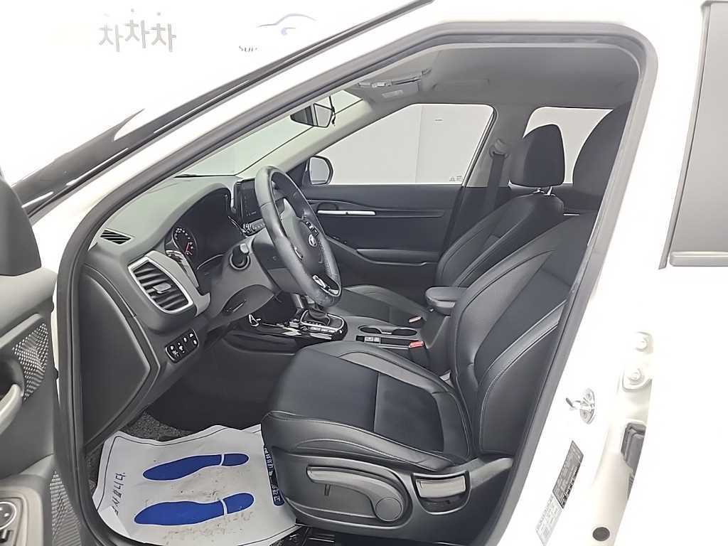 KIA Seltos - Vista 11