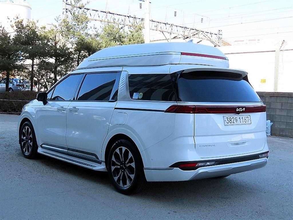 KIA Carnival - Vista 3