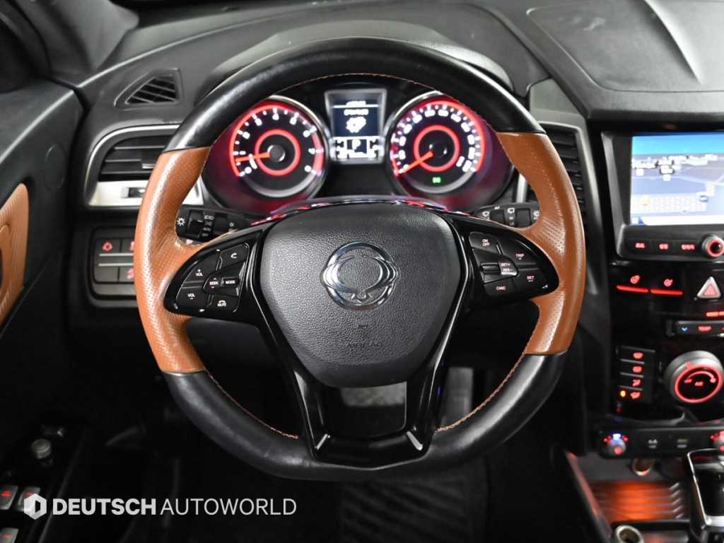 Ssangyong Tivoli 2019 Azul - Importación desde Corea - HF Imports Iquique - Foto 13