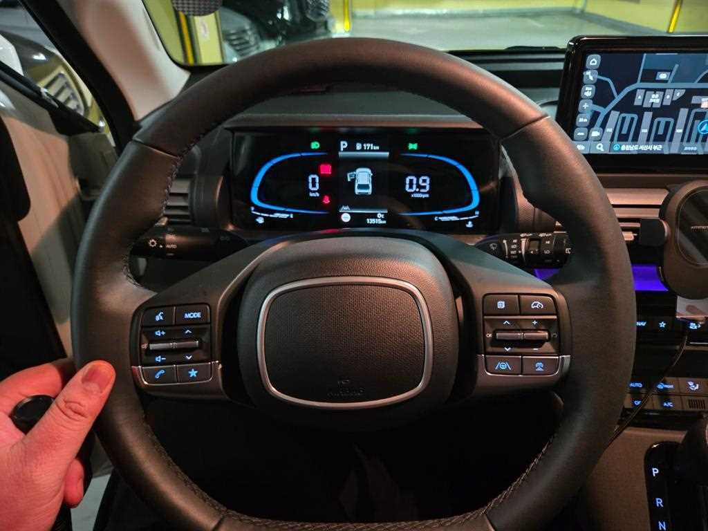 HYUNDAI Casper - Vista 12