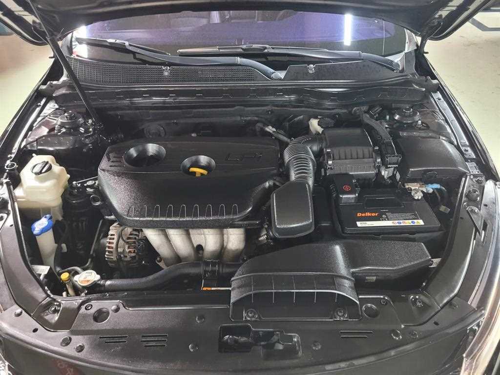 KIA K5 2014 Negro - Importación desde Corea - HF Imports Iquique - Foto 18