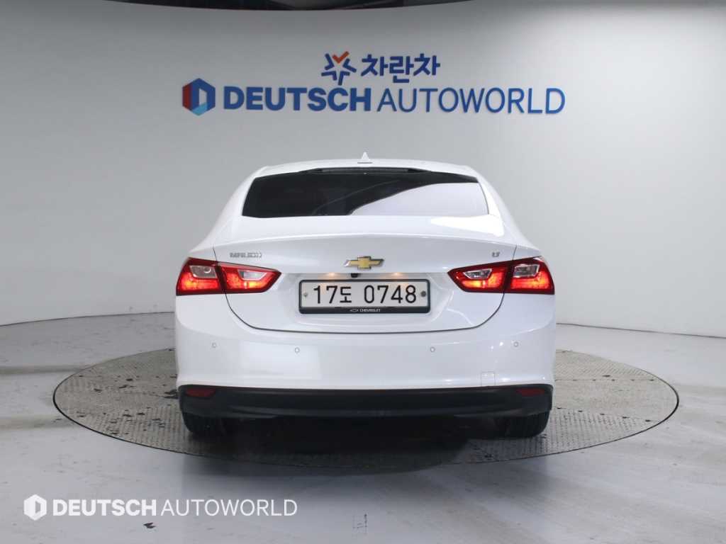 Chevrolet Malibu - Vista 4