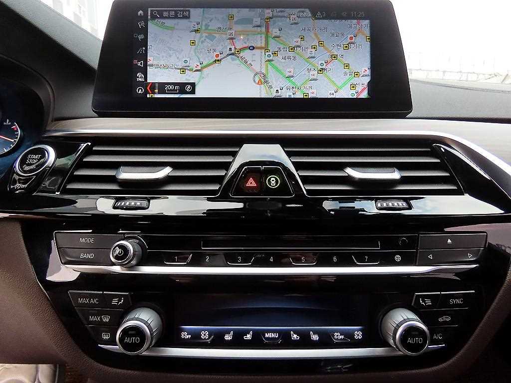 BMW 5 Series 2018 Blanco - Importación desde Corea - HF Imports Iquique - Foto 13