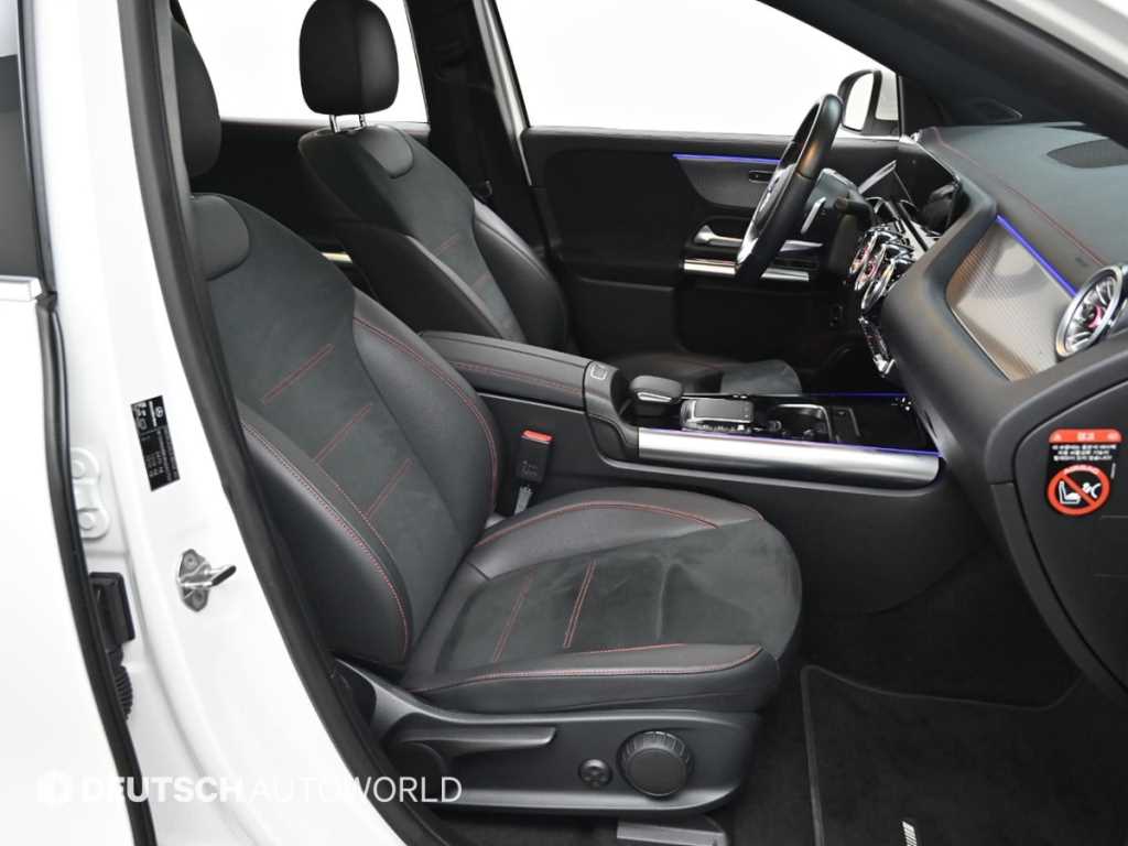 Mercedes Benz EQA - Vista 10