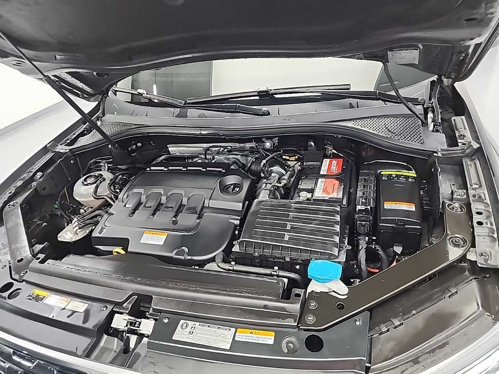 Volkswagen Tiguan - Vista 5