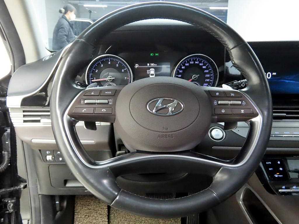 HYUNDAI Grandeur - Vista 7