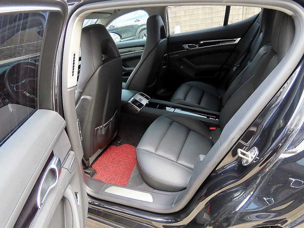 Porsche Panamera - Vista 6