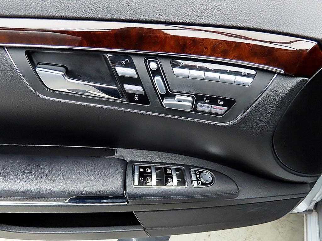 Mercedes Benz S Class - Vista 11