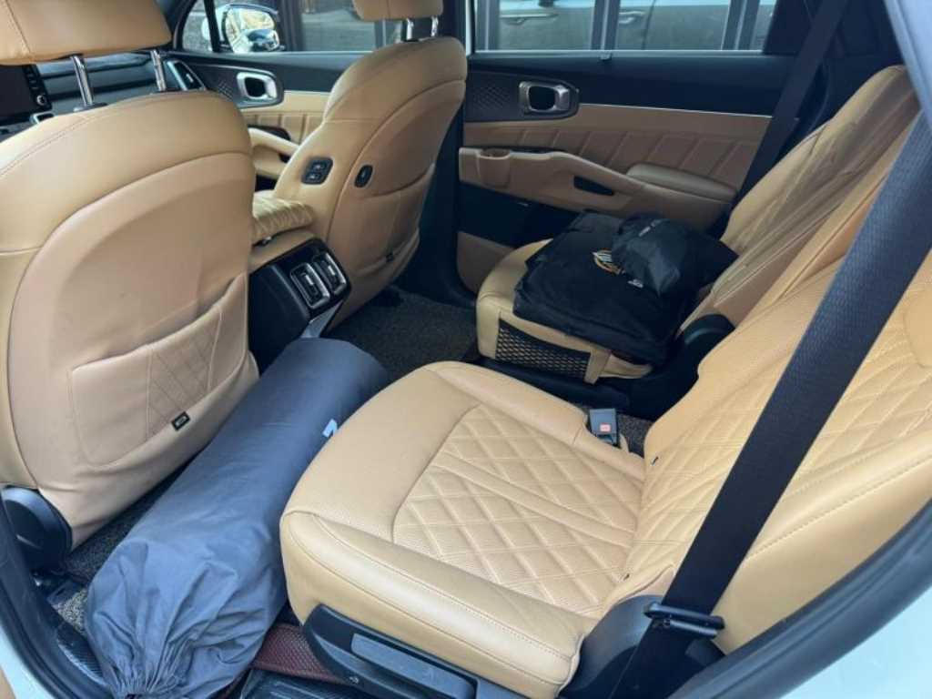 KIA Sorento - Vista 5