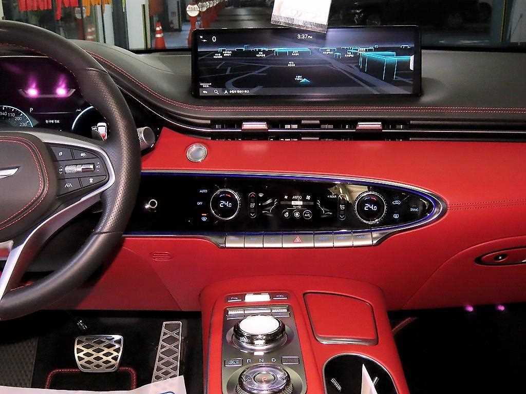 Genesis GV70 - Vista 11