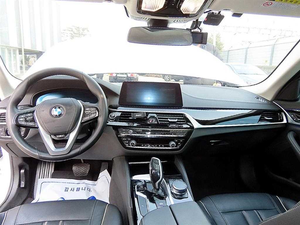 BMW 5 Series - Vista 7