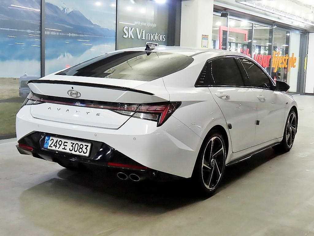 HYUNDAI Avante - Vista 4