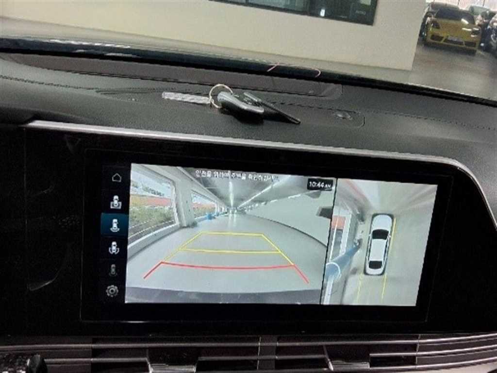 HYUNDAI Grandeur - Vista 6