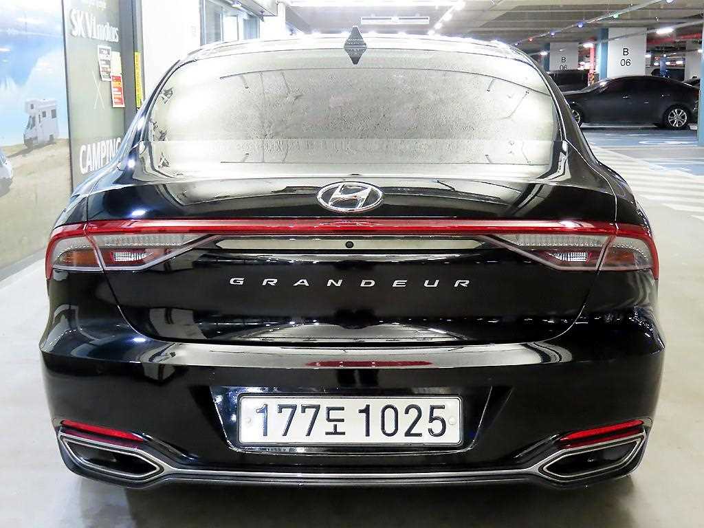 HYUNDAI Grandeur - Vista 5