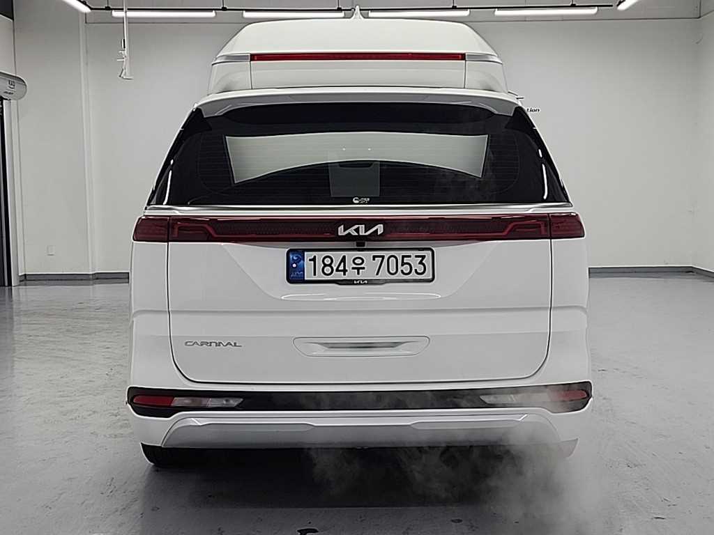 KIA Carnival - Vista 3