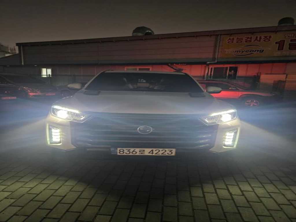 Ssangyong Rexton 2022 Blanco - Importación desde Corea - HF Imports Iquique - Foto 1