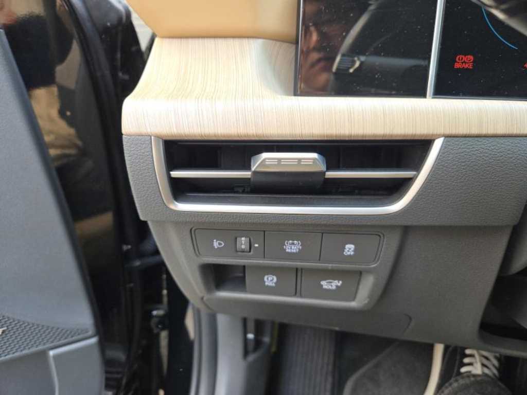 HYUNDAI Sonata - Vista 10