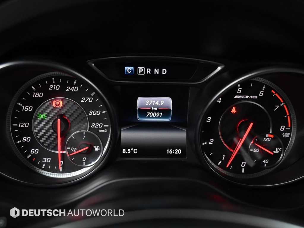 Mercedes Benz CLA Class - Vista 8