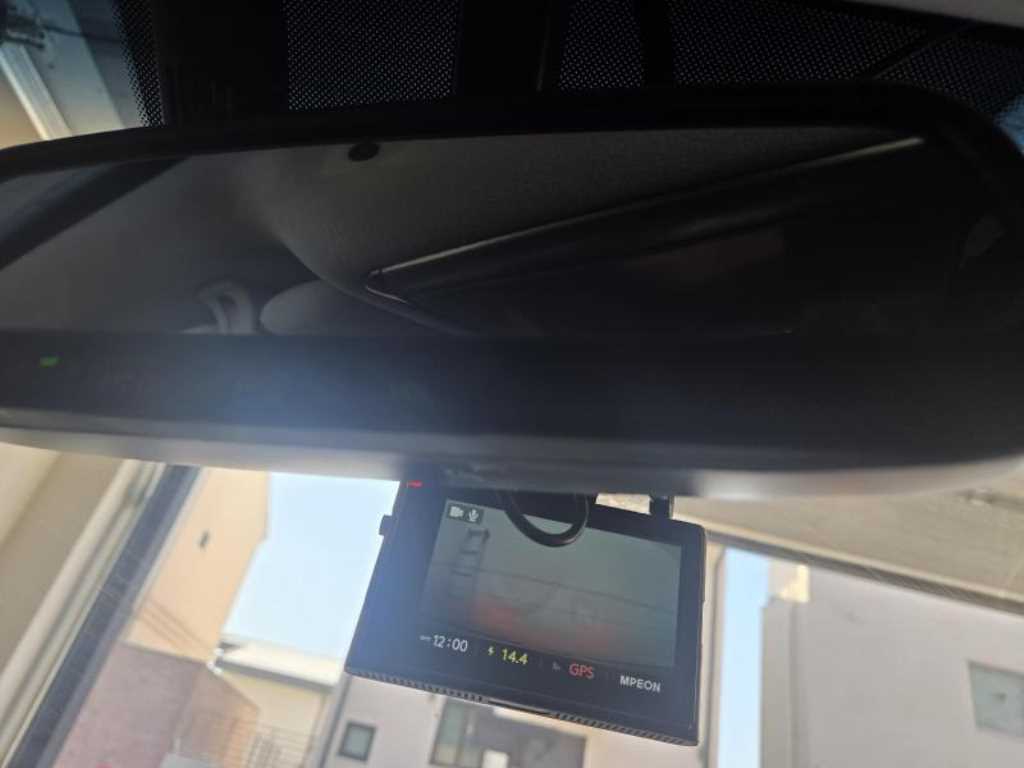 HYUNDAI Grandeur - Vista 11