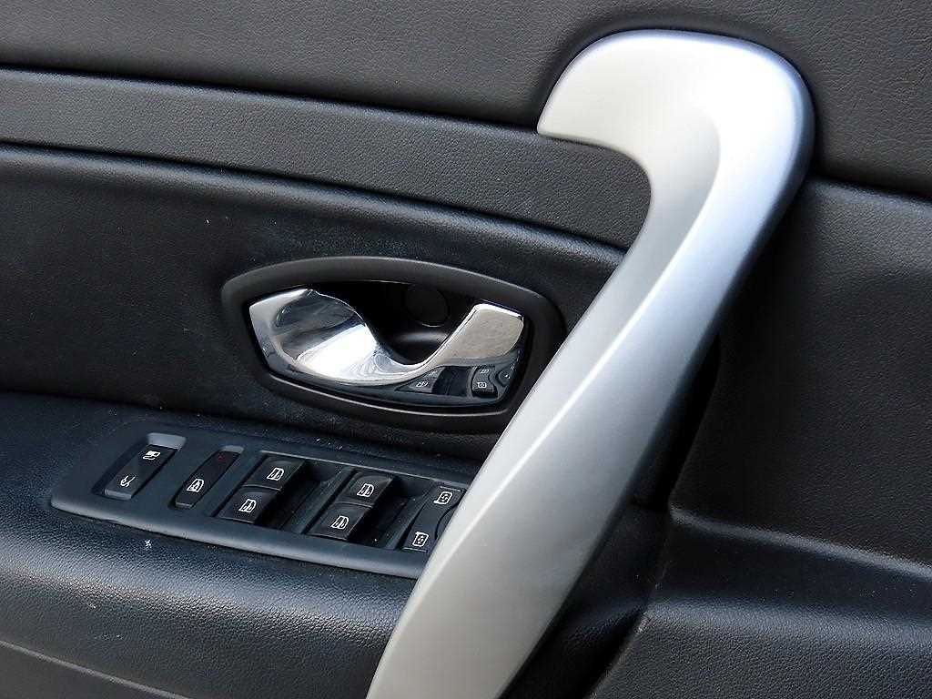 SAMSUNG SM5 - Vista 11