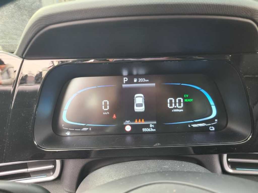 HYUNDAI Avante - Vista 11