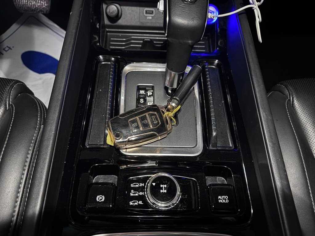 Ssangyong Rexton 2019 Blanco - Importación desde Corea - HF Imports Iquique - Foto 15