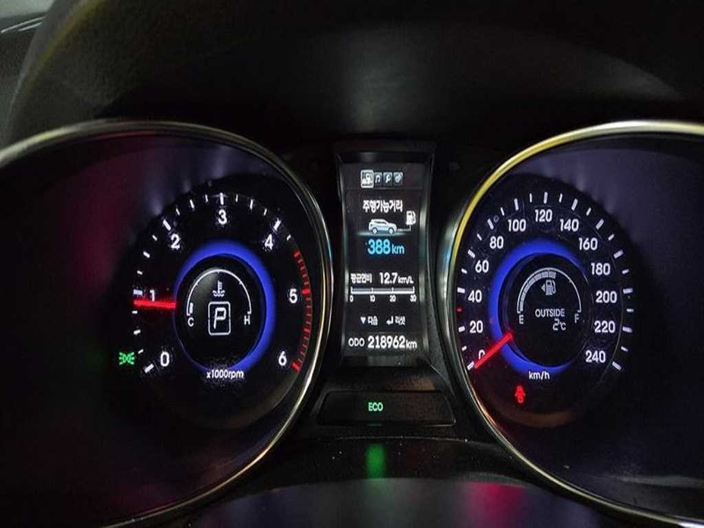 HYUNDAI Santa Fe - Vista 10