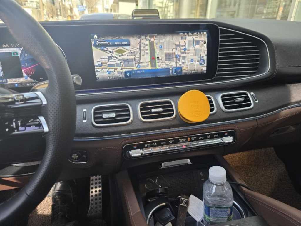 Mercedes Benz GLS Class - Vista 8