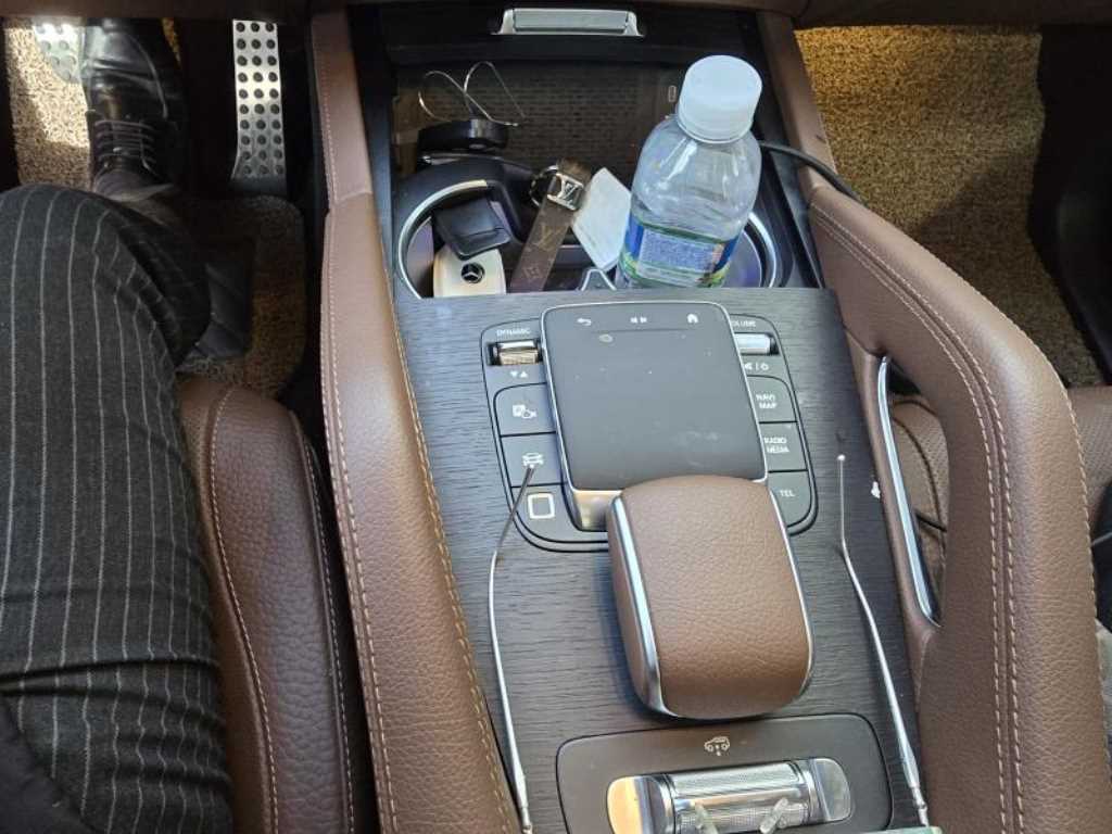 Mercedes Benz GLS Class - Vista 7