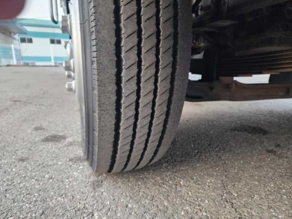 medium and large cargo Cargo 2020 Blanco - Importación desde Corea - HF Imports Iquique - Foto 17