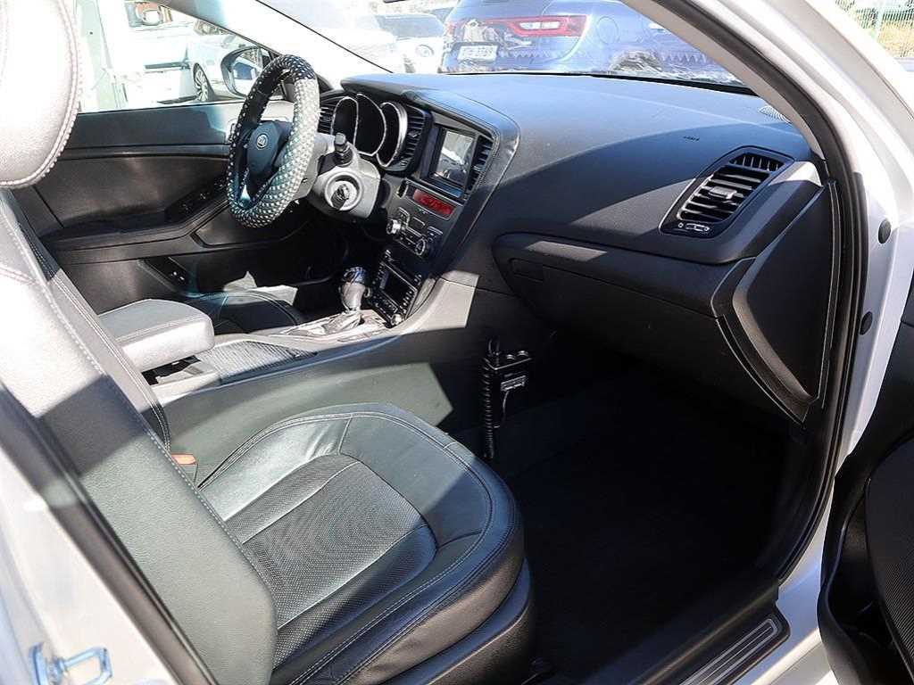 KIA K5 2011 Gris - Importación desde Corea - HF Imports Iquique - Foto 15