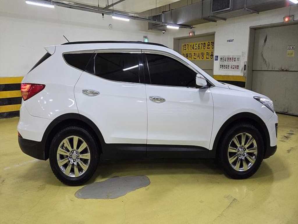 HYUNDAI Santa Fe - Vista 3