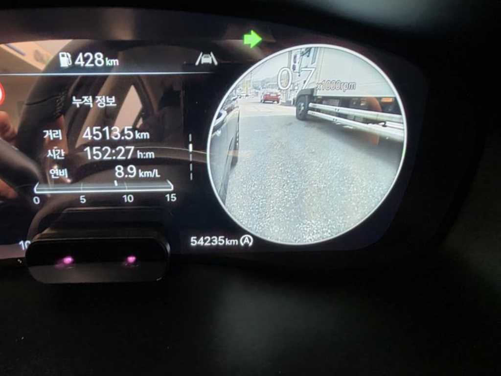 Genesis G70 - Vista 9