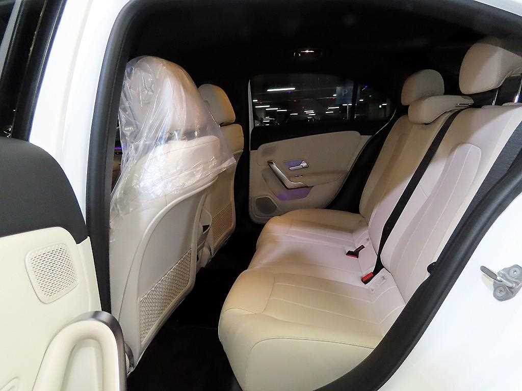 Mercedes Benz A Class - Vista 8